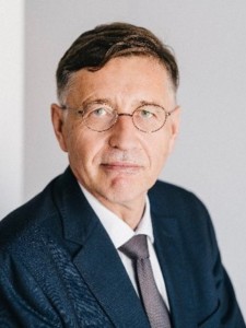 Prof. Dr. Heinz-Christian Knoll, CEO
